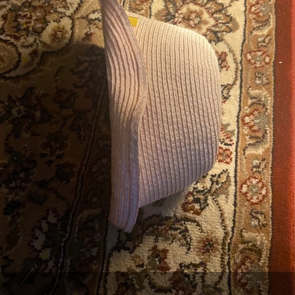 Hat - Picture 2 of 4